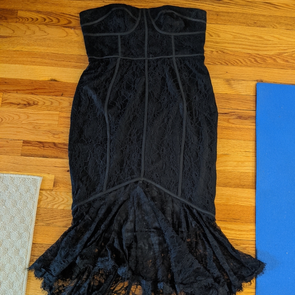 Black mermaid style lace fitted dress